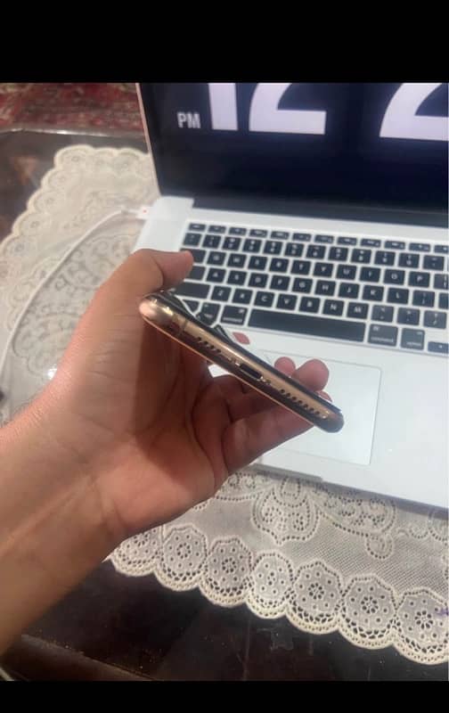 iPhone 11 pro max pta approved 1