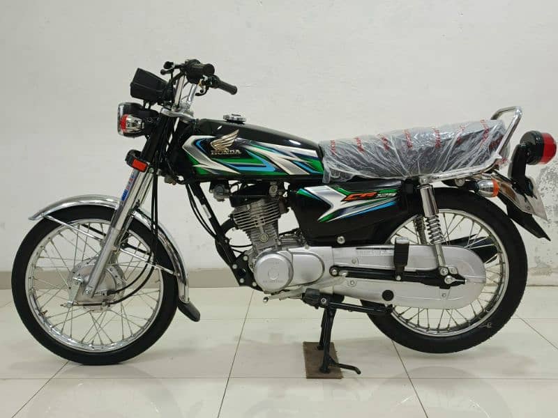 Honda CG 125 2023 Model 2