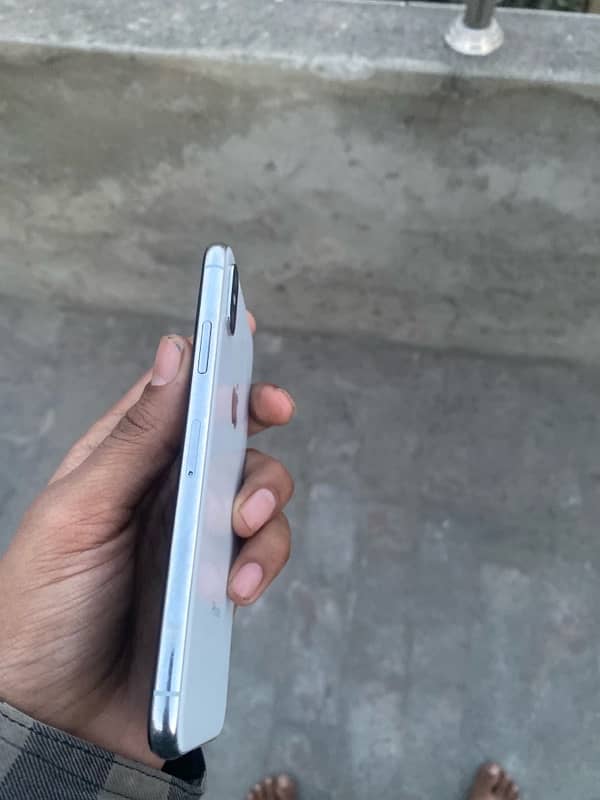 03157765147iphome X 64 gb battery 100 face id not working 2