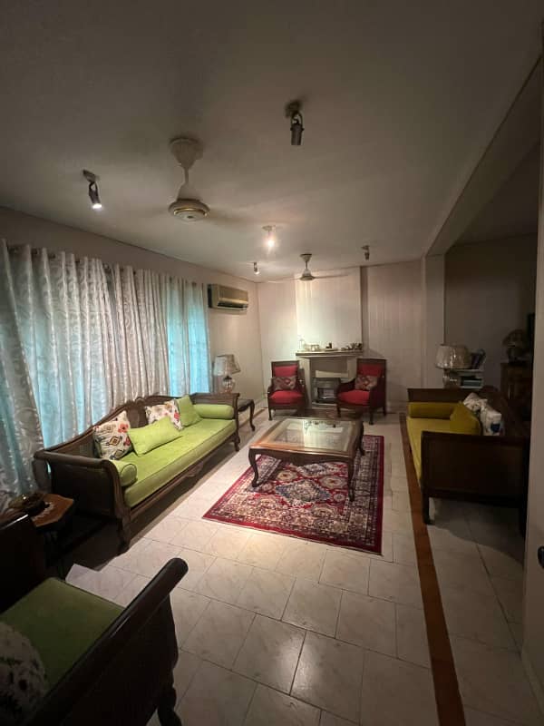 12.25 Marla House Is Available For Sale On Investor Rate In Eden Avenue, Lahore Cantt 5