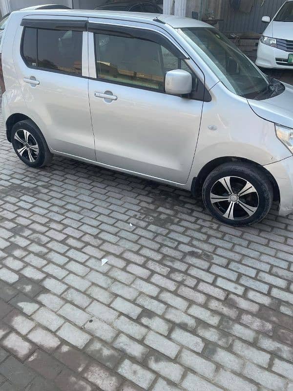 Suzuki Wagon R 2015 2