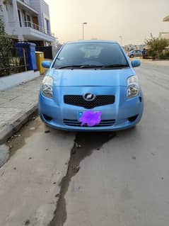 Toyota Vitz 2005