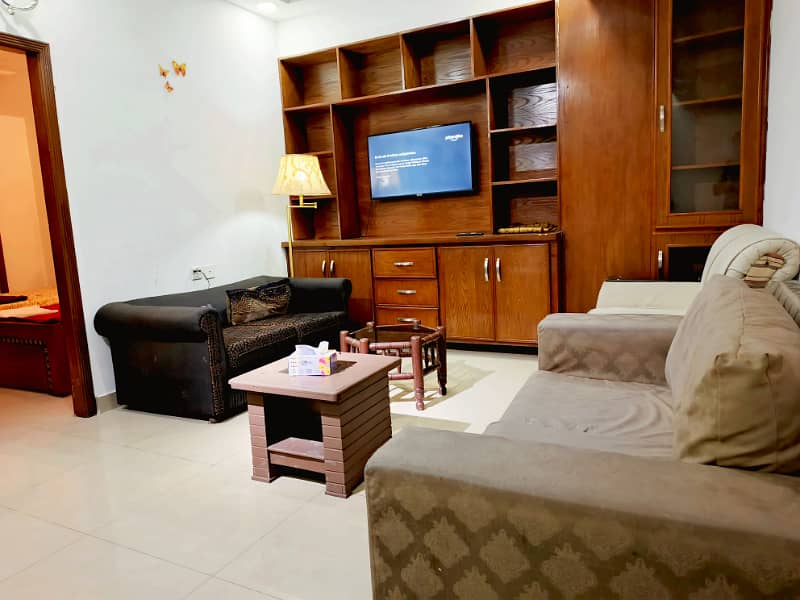 Luxury 2 bed Appartment For Rent Perday weekly monthly basis 1