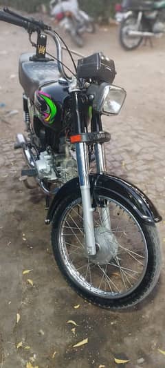 super power all okay bike koi kam nhi hj bike ma