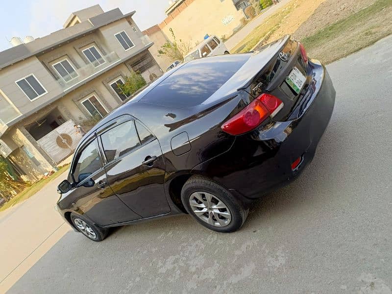 Toyota Corolla XLI 2013 9