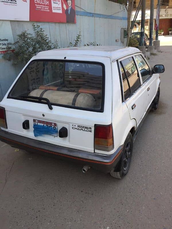 Daihatsu Charade 1985(highroof) reconditioned 93,Dubai import. 4