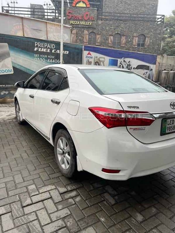 Toyota Corolla Altis 2017 1