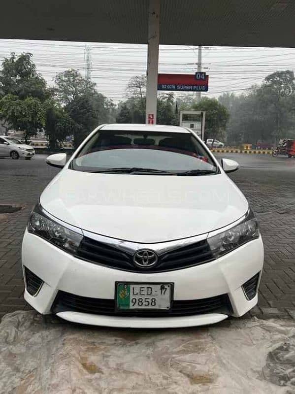 Toyota Corolla Altis 2017 6