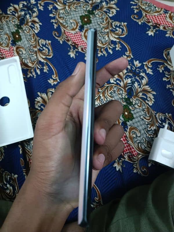 Huawei P30 pro only 1 month used 3