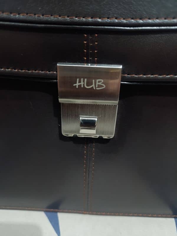 Hub laptop bag 5