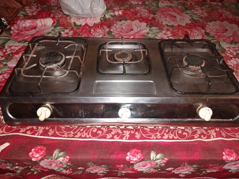 stainless steel stove in working condition 0