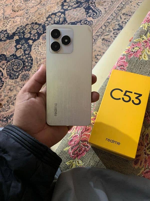 realme C53 6/128 1