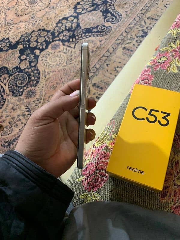 realme C53 6/128 2