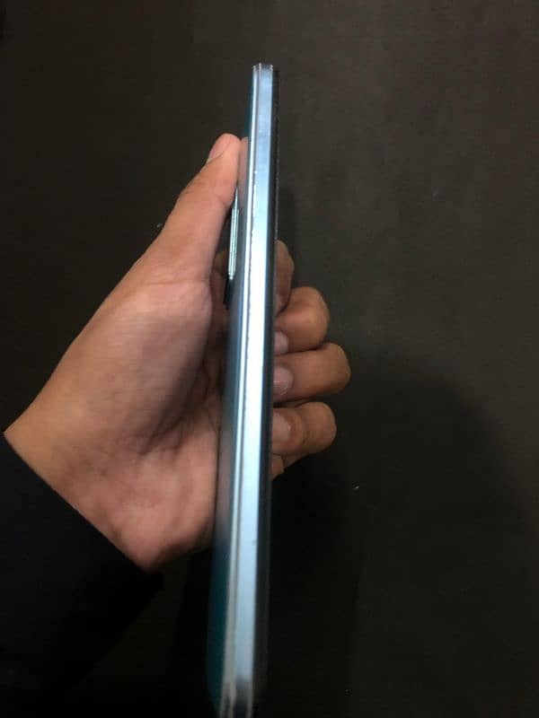 vivo V23e. 8/128GB. 5