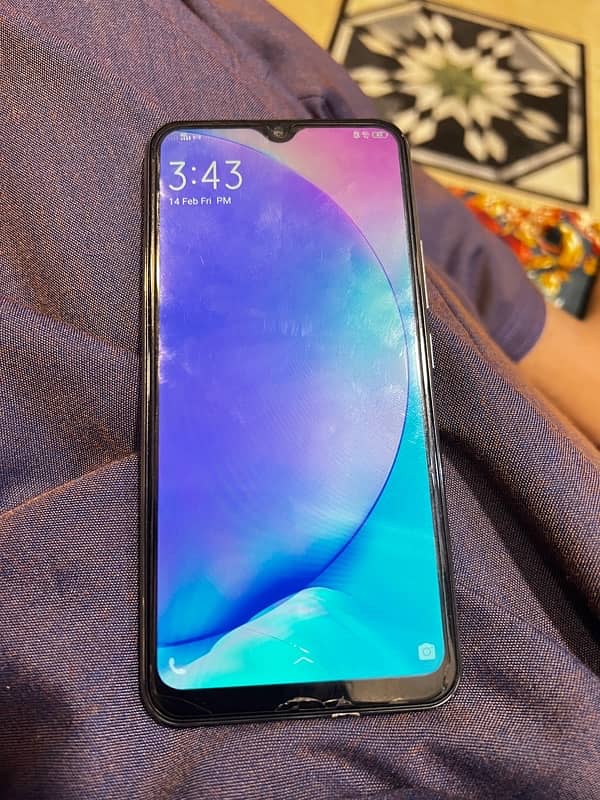 I am selling my VIVO y17 urgently 1