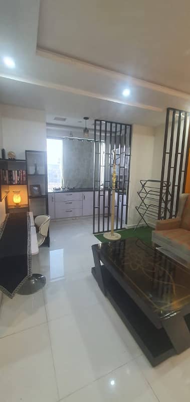 Luxury 1 Bed Fully Furnished Flat Available For Rent in AA Block Bahria Town Lahore 3