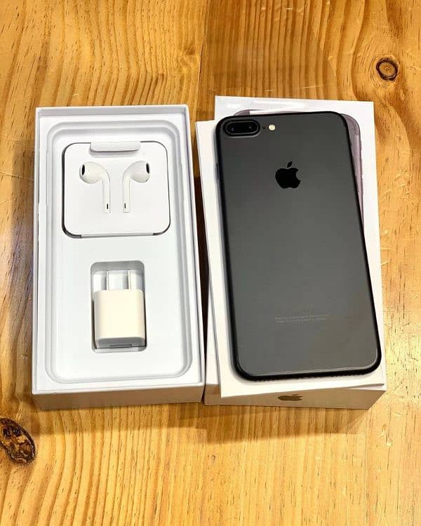 iPhone 7Plus 128Gb With Full Box 0