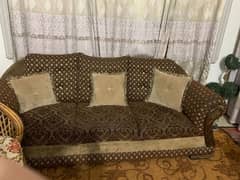 sofa in good condition