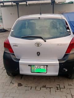 Toyota Vitz 2013