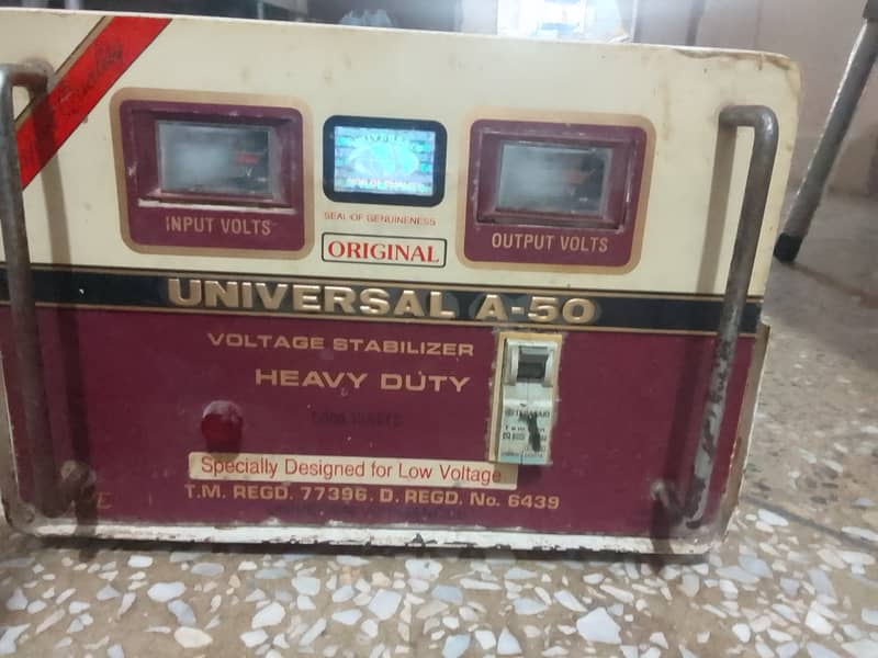 Universal Stabilizer A-50 (Copper) 5000 Watts 4