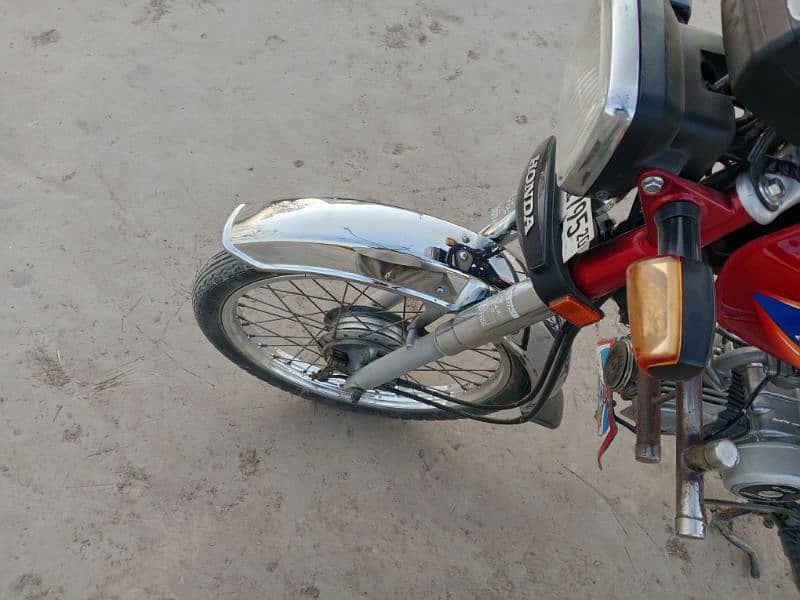 Honda 70 2020model Lahore number 5