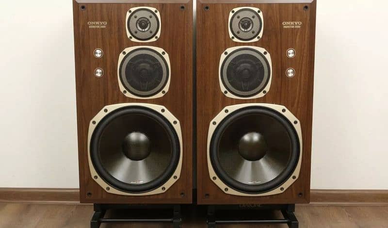 Onkyo monitor speakers 0