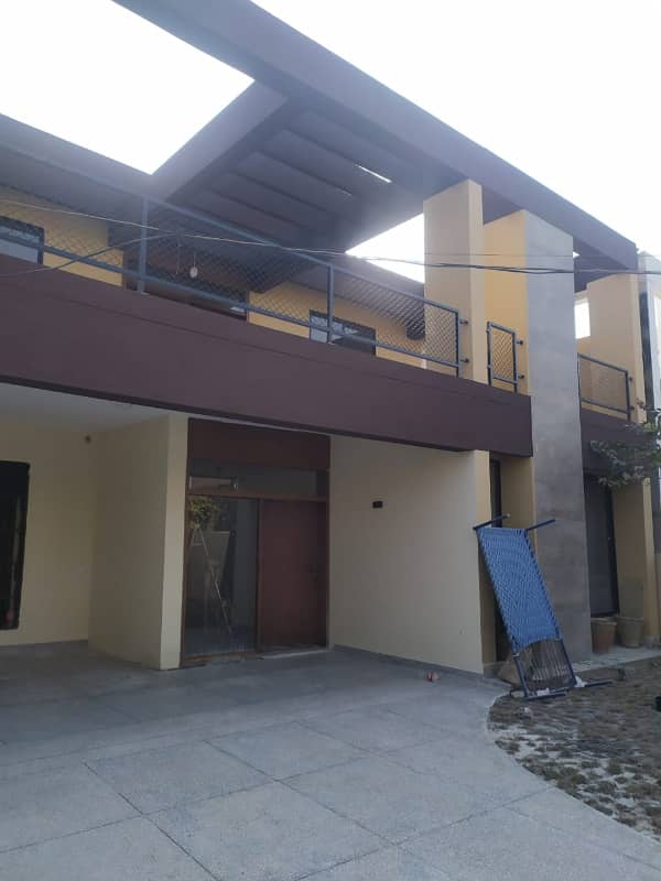 BRAND NEW HOUSE IN MAIN CANTT FOR OFFICE AND RESIDENCE 18