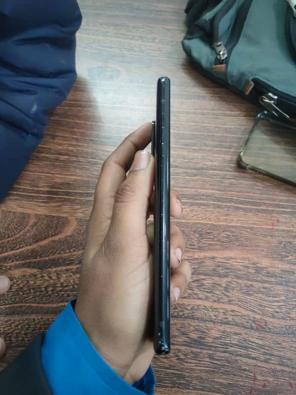 One plus 8 PRO 12gb 256gb dual pta approved 5