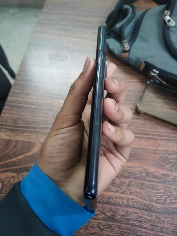 One plus 8 PRO 12gb 256gb dual pta approved 6