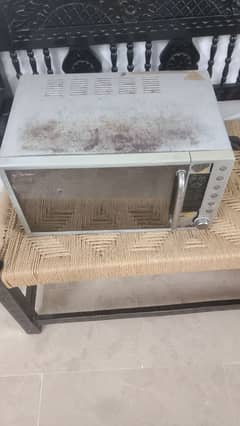 Dawlance Microwave Oven