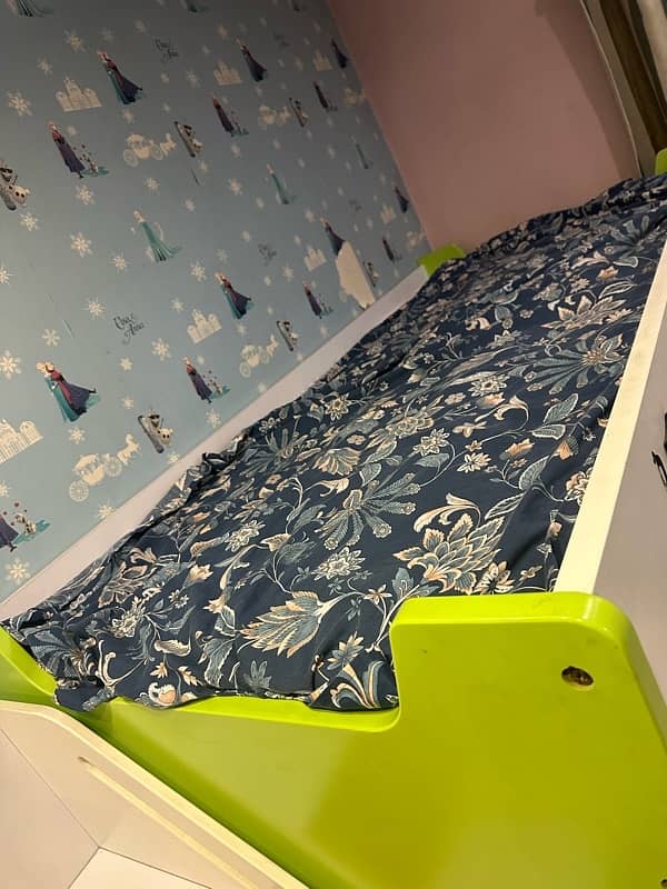 double bunk bed with fan inside and mattress 5