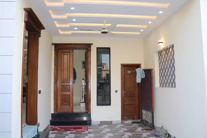 Elegant 05 Marla House for Sale in Eden Value Homes Lahore 5