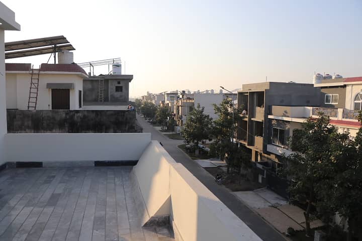 Elegant 05 Marla House for Sale in Eden Value Homes Lahore 40