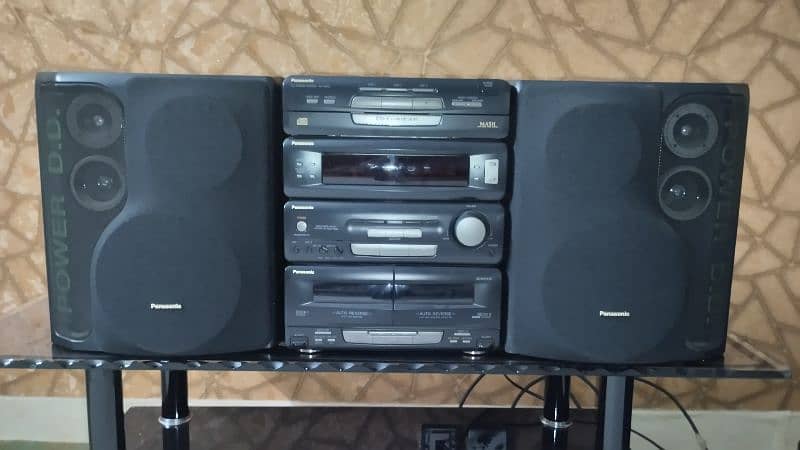 Panasonic CD Stereo system 0