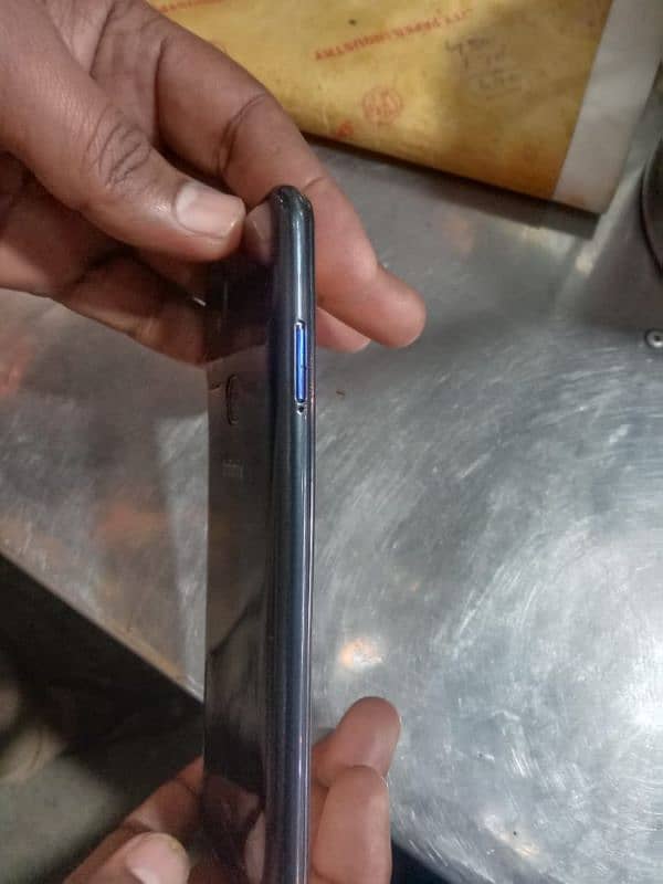 infinix Hot 10  4/128 2