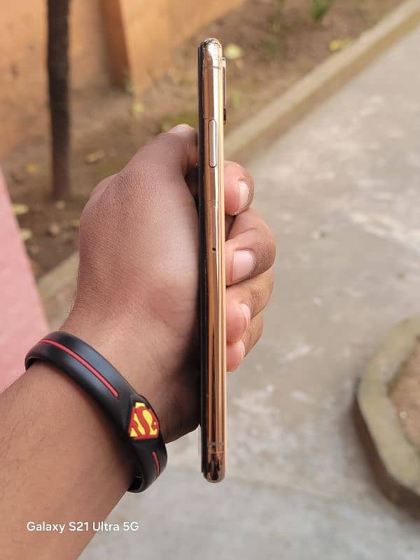 iPhone XS MAX 512GB APROVEd 8