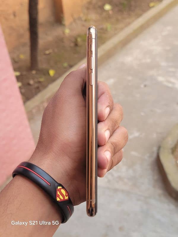 iPhone XS MAX 512GB APROVEd 9