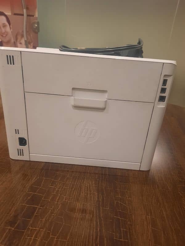 colour Laserjet pro M452NW 1