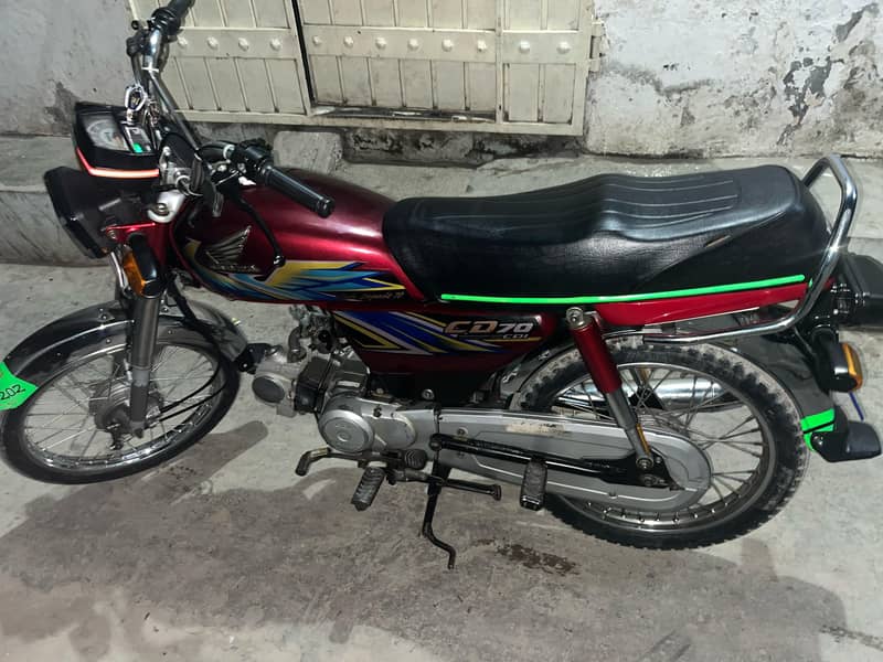 Honda 70 21 model  lush condition just buy and drive 0