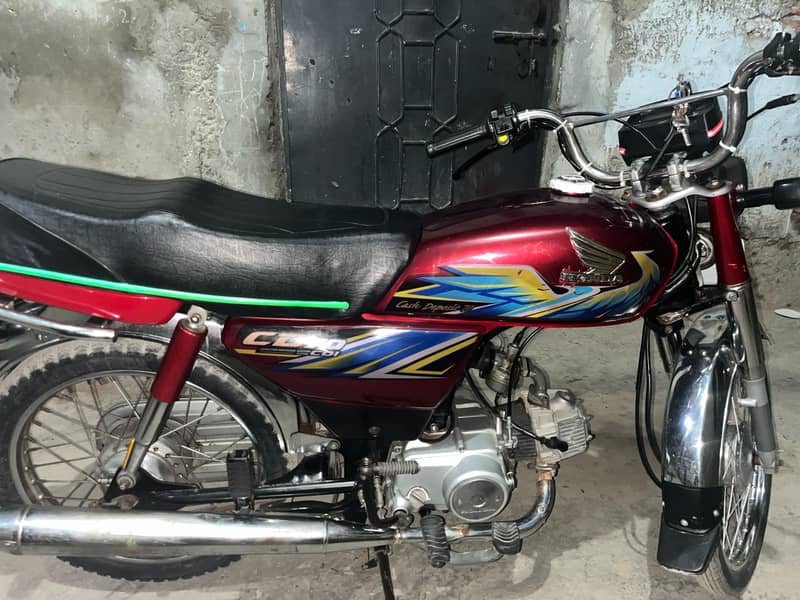 Honda 70 21 model  lush condition just buy and drive 2