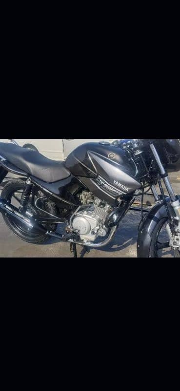 ybr 125 all ok lush condition 2016 model 3 digital number 0