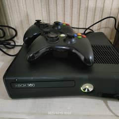 xbox 360 slim model just like brand new