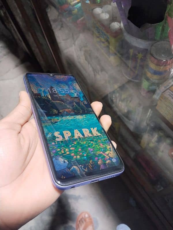 Tecno spark 8c 1