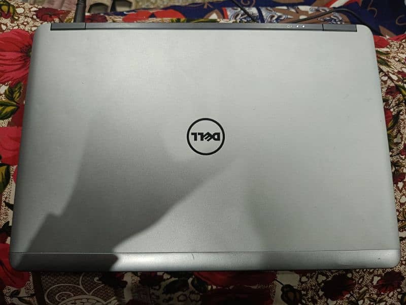 Dell Latitude E7440 3