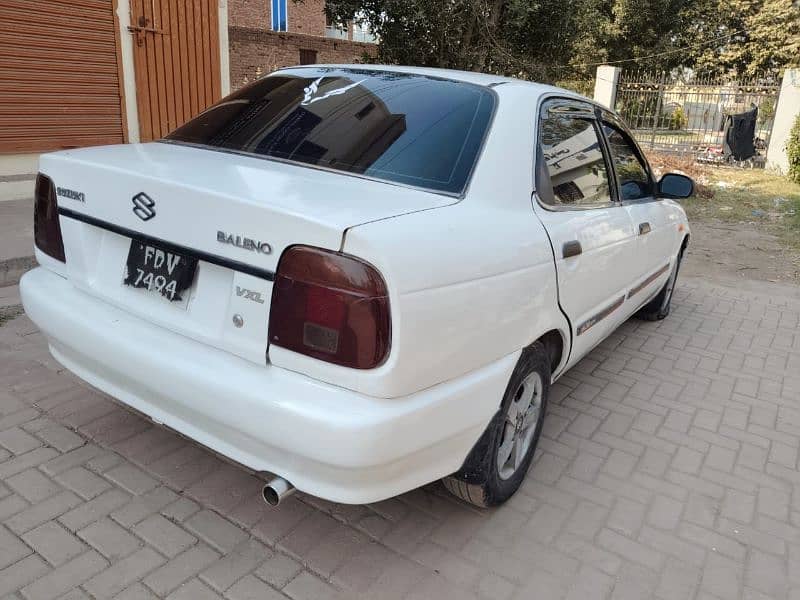 Suzuki Baleno 1998 4