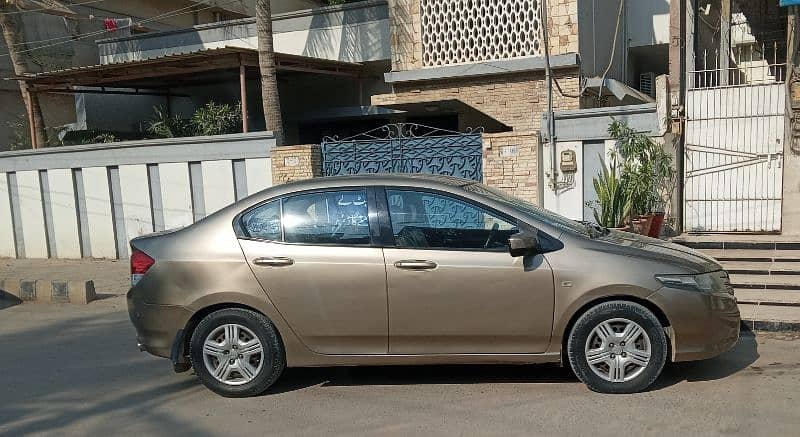 Honda City IVTEC 2011 Automatic (Vitz Passo Alto Cultus Mira Move) 6