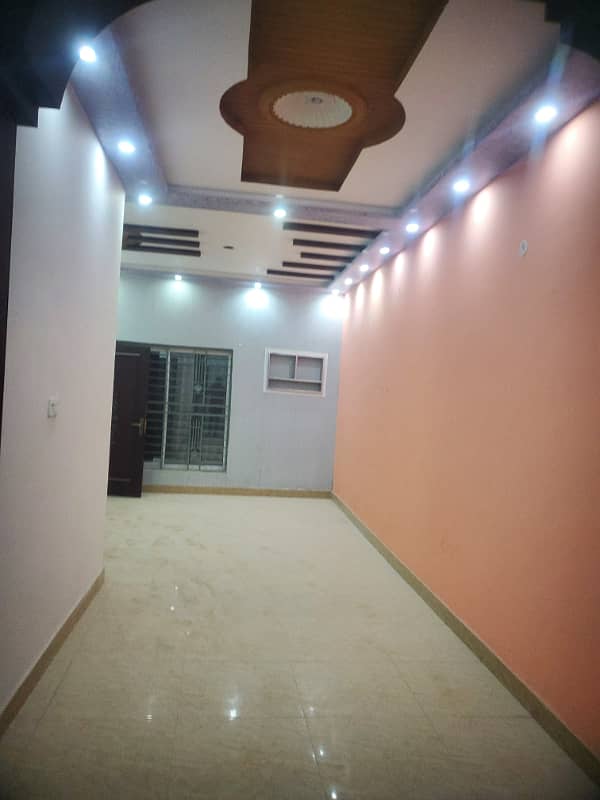 Vip beautiful 10 Marla portion available For Rent in Sabzazar Scheme Lahore 0