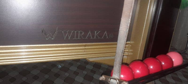 Two snooker . Wiraka. M. 1 . . or gori star wiraka slet cloth strachan 1