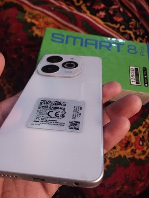 Infinix Smart 8 Pro 8/128 1