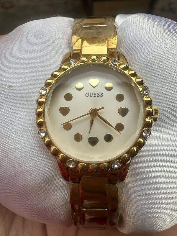 Guess women watch 3